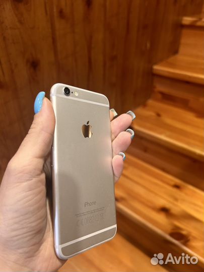 iPhone 6S, 64 ГБ