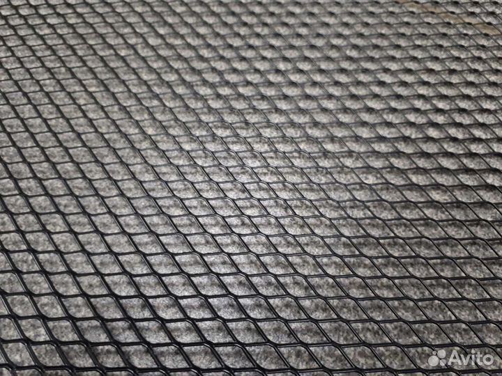 Сетка в бампер для защиты радиатора