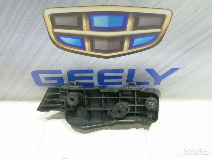 Кронштейн крепление бампера Geely emgrand X7 Прав