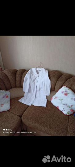 Медицинский костюм и халат