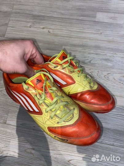 Футбольные бутсы adidas f50