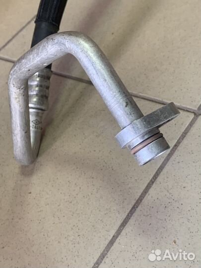 Трубка кондиционера Clio 3 ор-л 8200521902