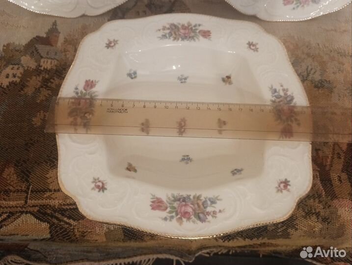 Блюдо и большие тарелки Rosenthal Sansoucci