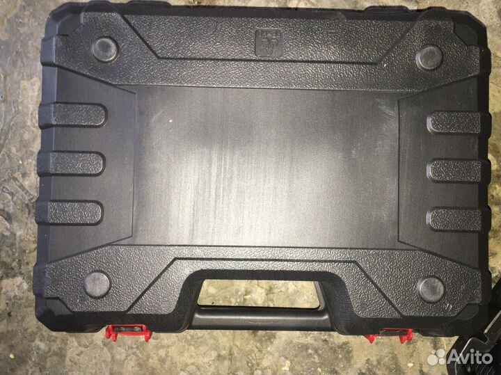 Аккумуляторная мойка высокого давления с 2 акб