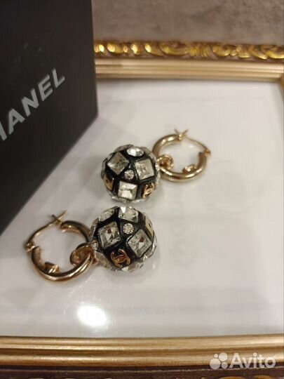Серьги Chanel