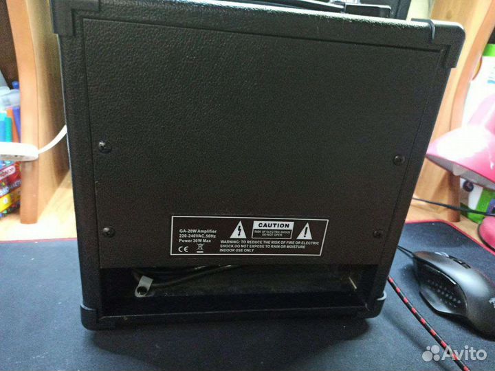 Гитарный комбоусилитель