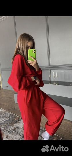 Костюм женский