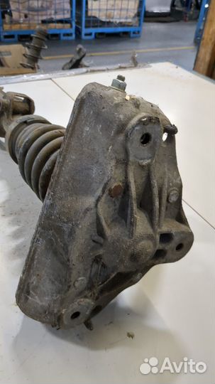 Амортизатор подвески Volkswagen Touareg, 2006