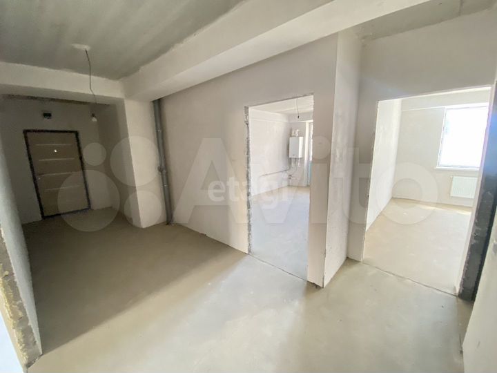 3-к. квартира, 94 м², 1/15 эт.