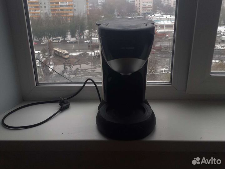 Кофеварка см1010