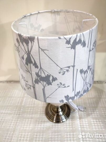 Светильник настольный