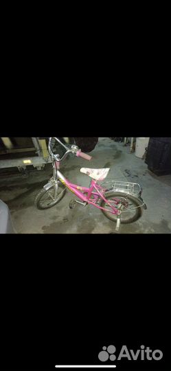 Четырехколесный велосипед