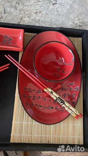 Набор посуды для суши и роллов