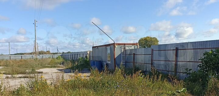 Здания на земельном участке 4 га