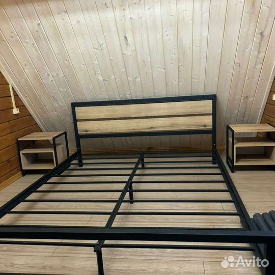 Кровать