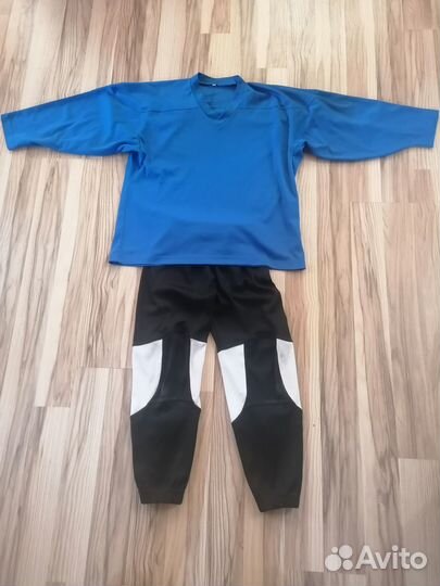 Детская хоккейная форма б\у 10-12 лет