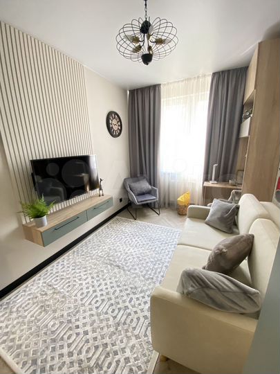 3-к. квартира, 114 м², 1/10 эт.