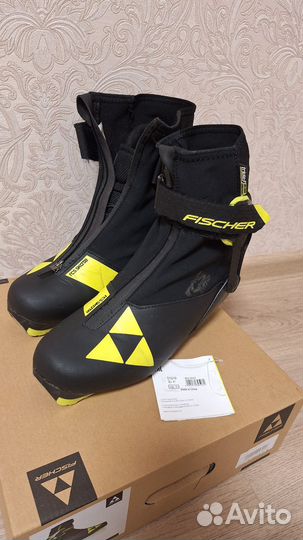 Лыжные ботинки fischer rcs skate