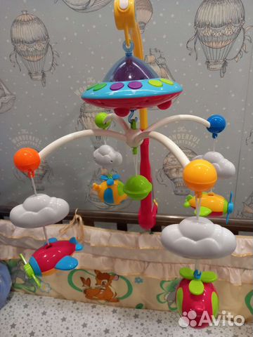 Мобиль с проектором и пультом