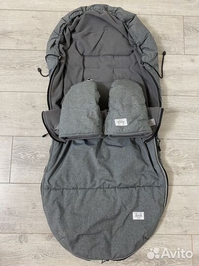 Конверт и варежки в коляску фирмы Auka kids