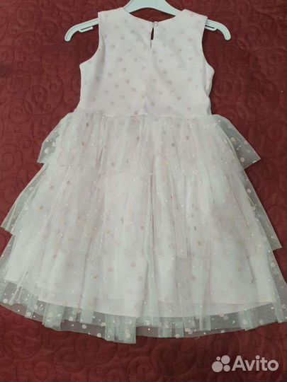 Нарядное платье