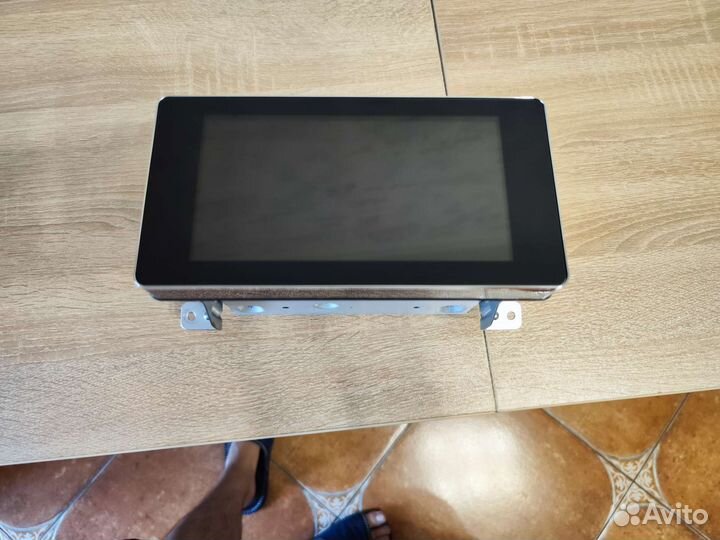 Магнитола Mitsubishi pajero sport 3