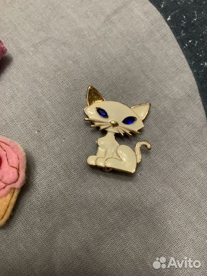 Брошь для девочки пакетом