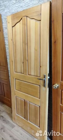 Дверь деревянная бу