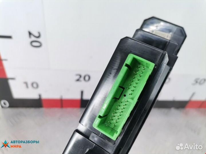 Кнопка стеклоподъемника Volvo V70 2 2001 30658117