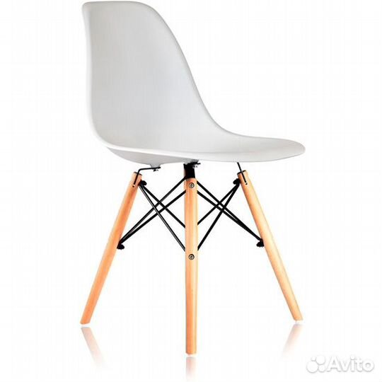 Стул Eames Style DSW