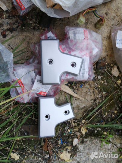 Соединитель (каркас кабины-раскос) левый прав нару