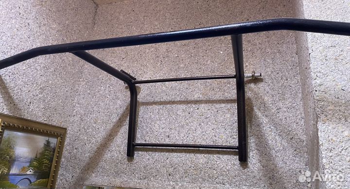 Турник настенный