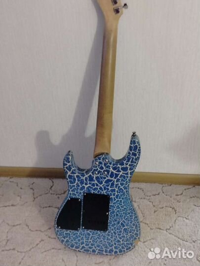 Электро-гитара