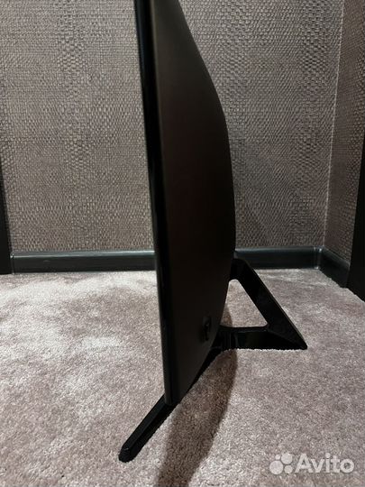 Монитор Samsung LC24RG50fzixci