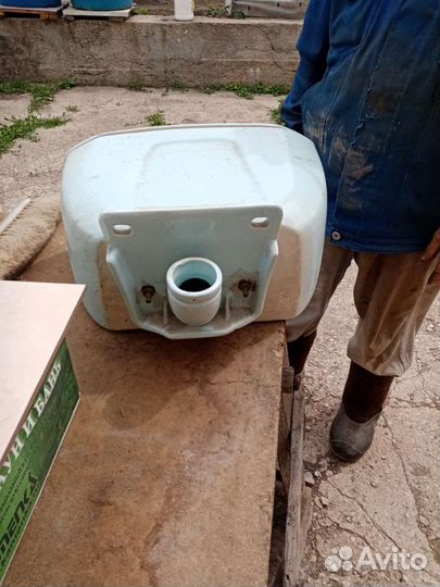 Бочок для унитаза