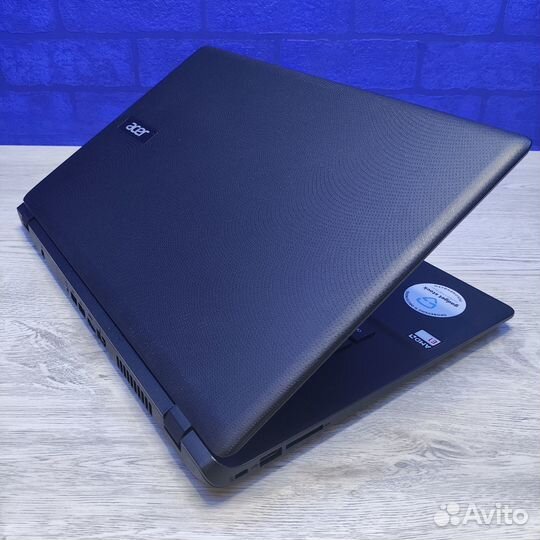 Ноутбук Acer Aspire ES1-522-27BB