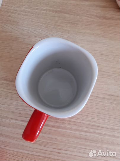 Кружка nescafe красная