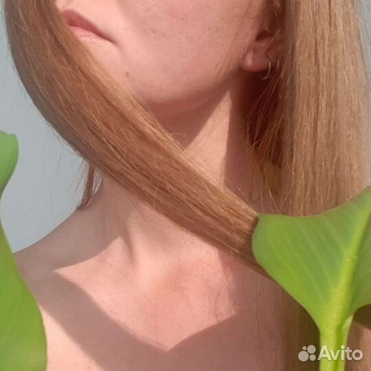 Натуральные волосы на трессе