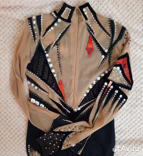 Комбинезон для художественной гимнастики