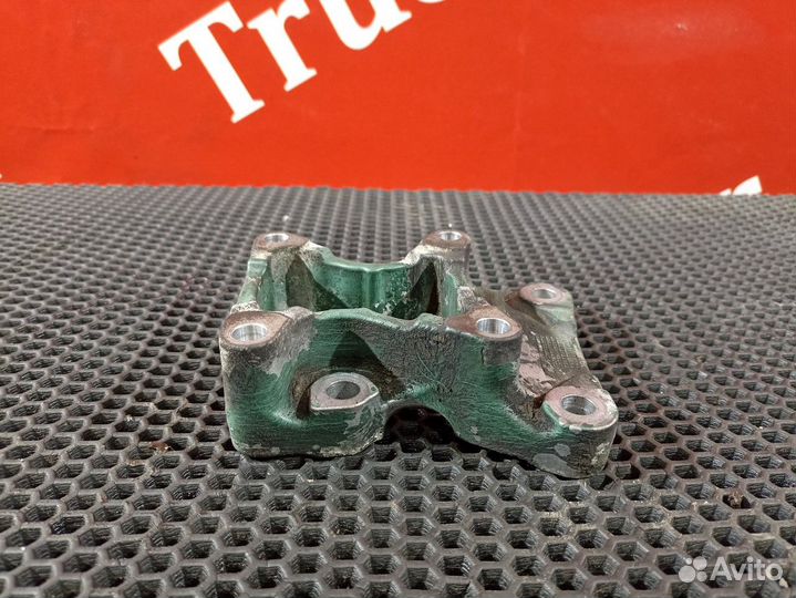 Кронштейн вискомуфты Volvo FH