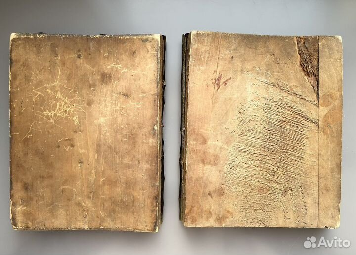 Старинные иконы