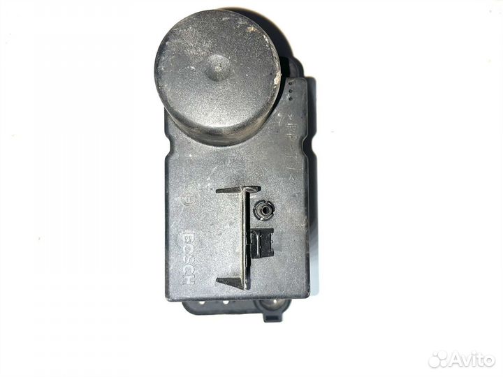 Компрессор центрального замка Mercedes W124