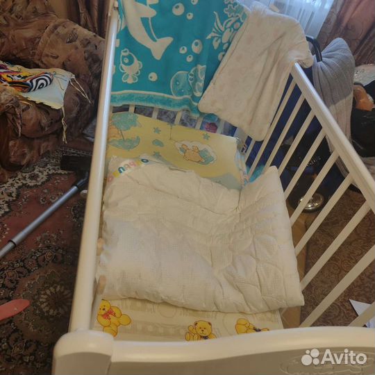 Детская кроватка и матрас + бортики