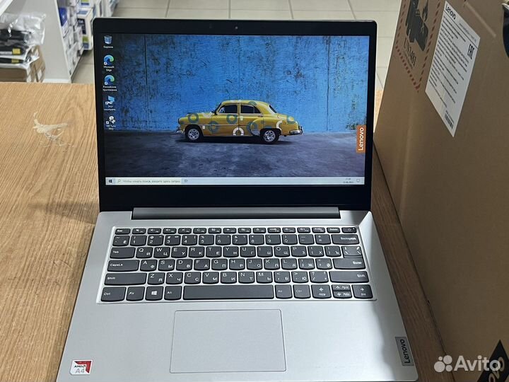 Ноутбук Lenovo