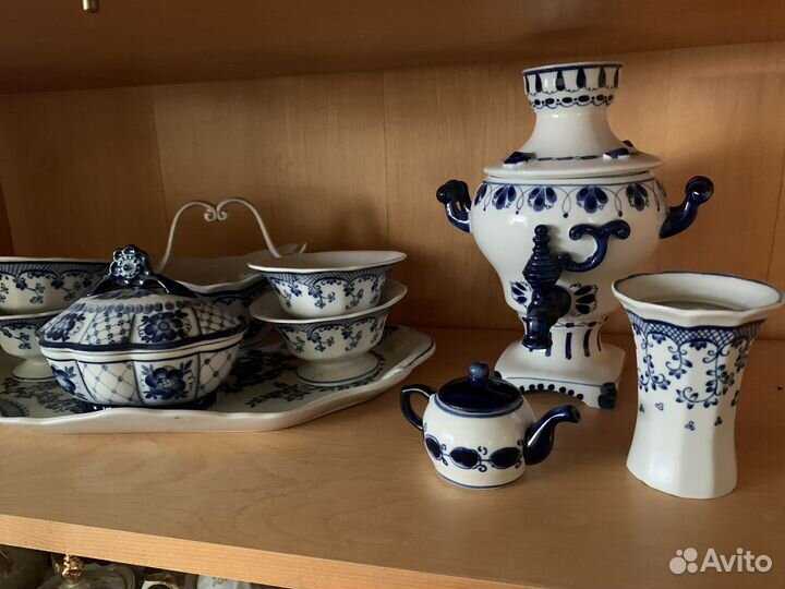 Фарфоровая посуда гжель