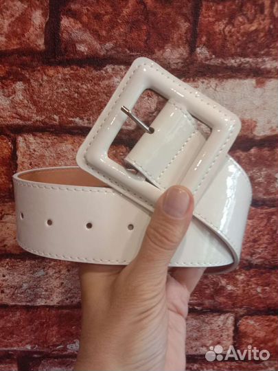 Ремень белый лаковый новый