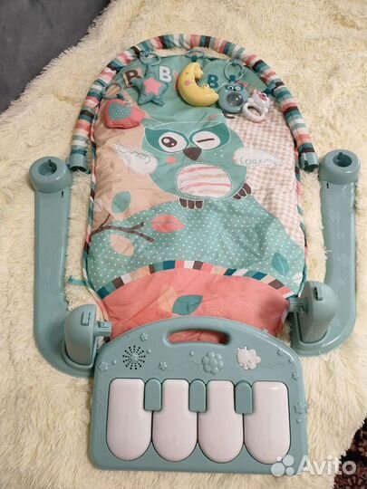 Игровой коврик с пианино