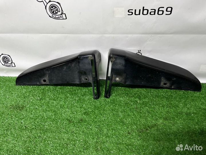 Клык бампера задний Subaru Legacy BL5 EJ20X 2007