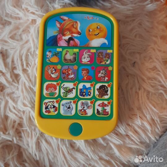 Музыкальный телефон