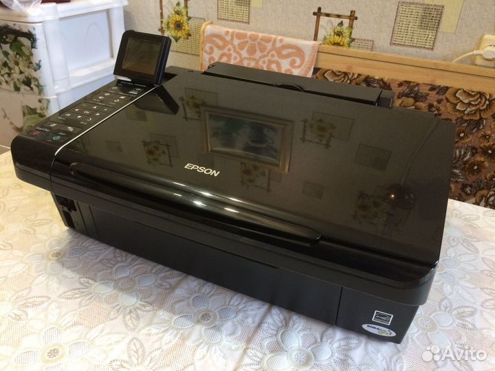 Мфу Epson TX550W с Wi-Fi для офиса садиков и школ